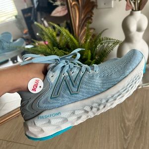 New balance shoes
